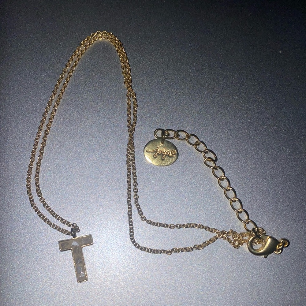 Joya Letter T necklace